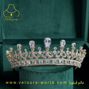 "قلادة ذهبية فاخرة من فيلورا – مجوهرات نسائية راقية – إكسسوارات فاخرة للنساء"